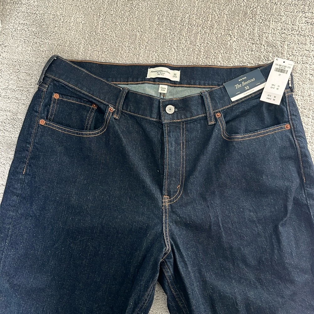 Abercrombie & Fitch Bootcut Jeans